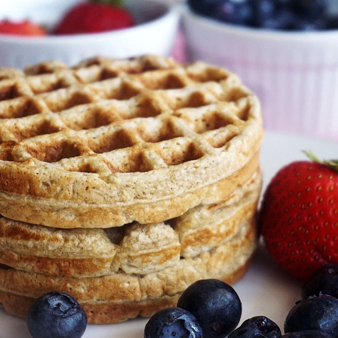 Banana Oatmeal Waffles - Healthy Mini Waffle Maker Recipes