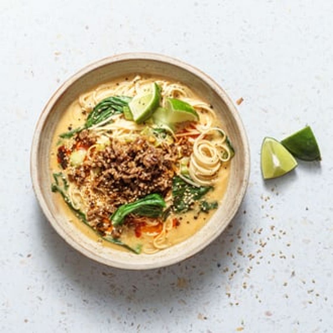 Tantanmen mit Ramen-Nudeln