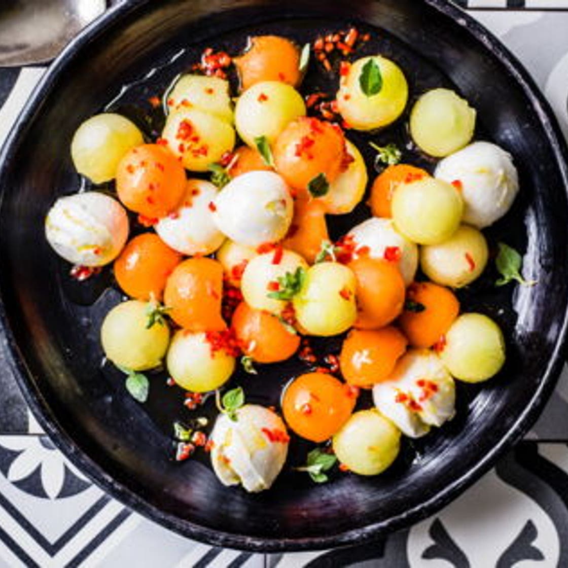 Salade de melon et bocconcini