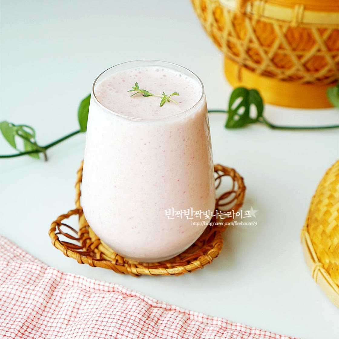 냉동 딸기스무디 만들기 딸기바나나주스 딸바주스 딸기주스 딸기요리