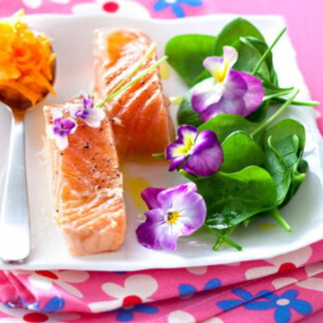Filets de saumon aux fleurs