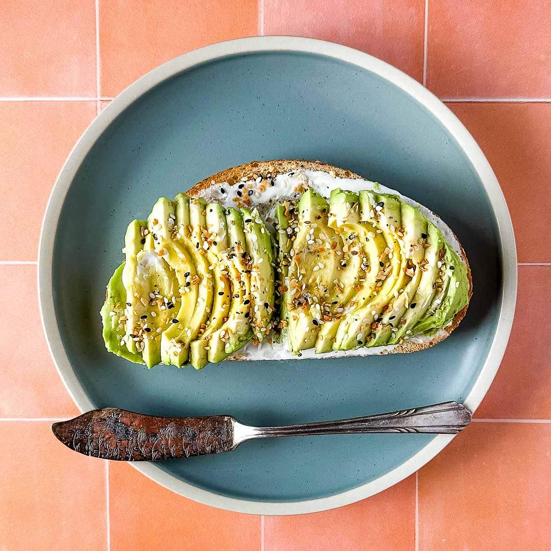 Easy Avocado Tartine Recipe with Lime