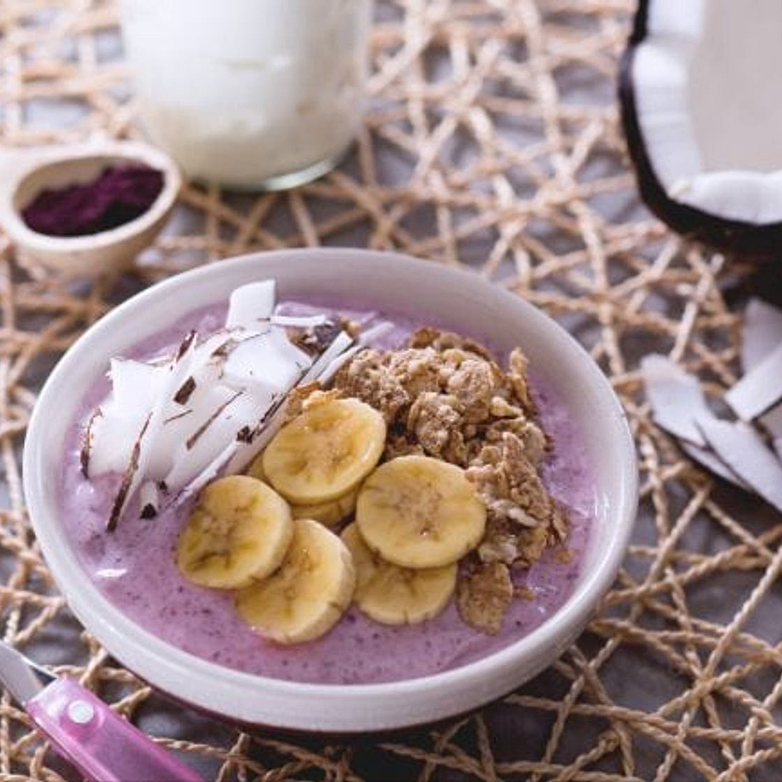 Acai bowl