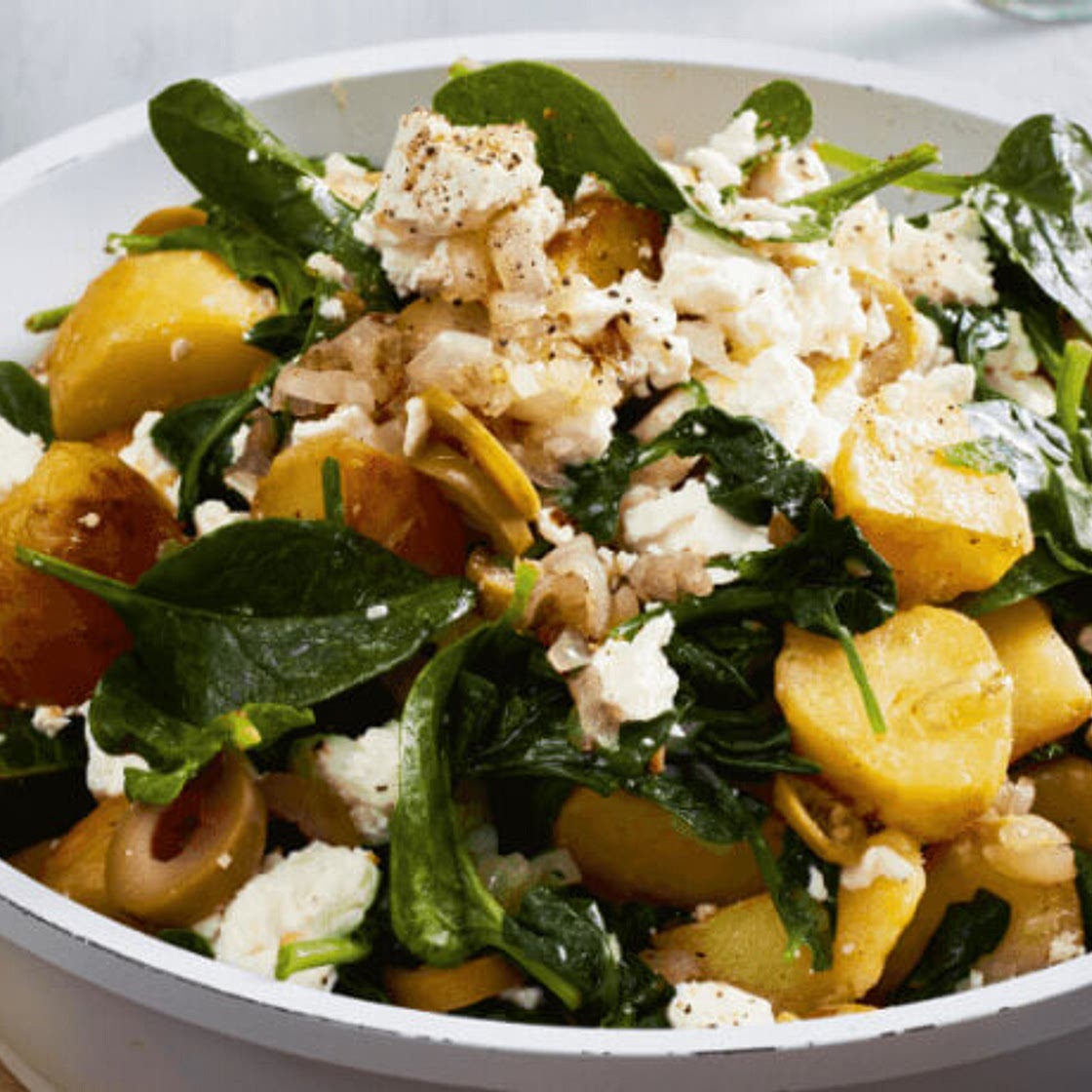 Kartoffelpfanne mit Spinat und Feta