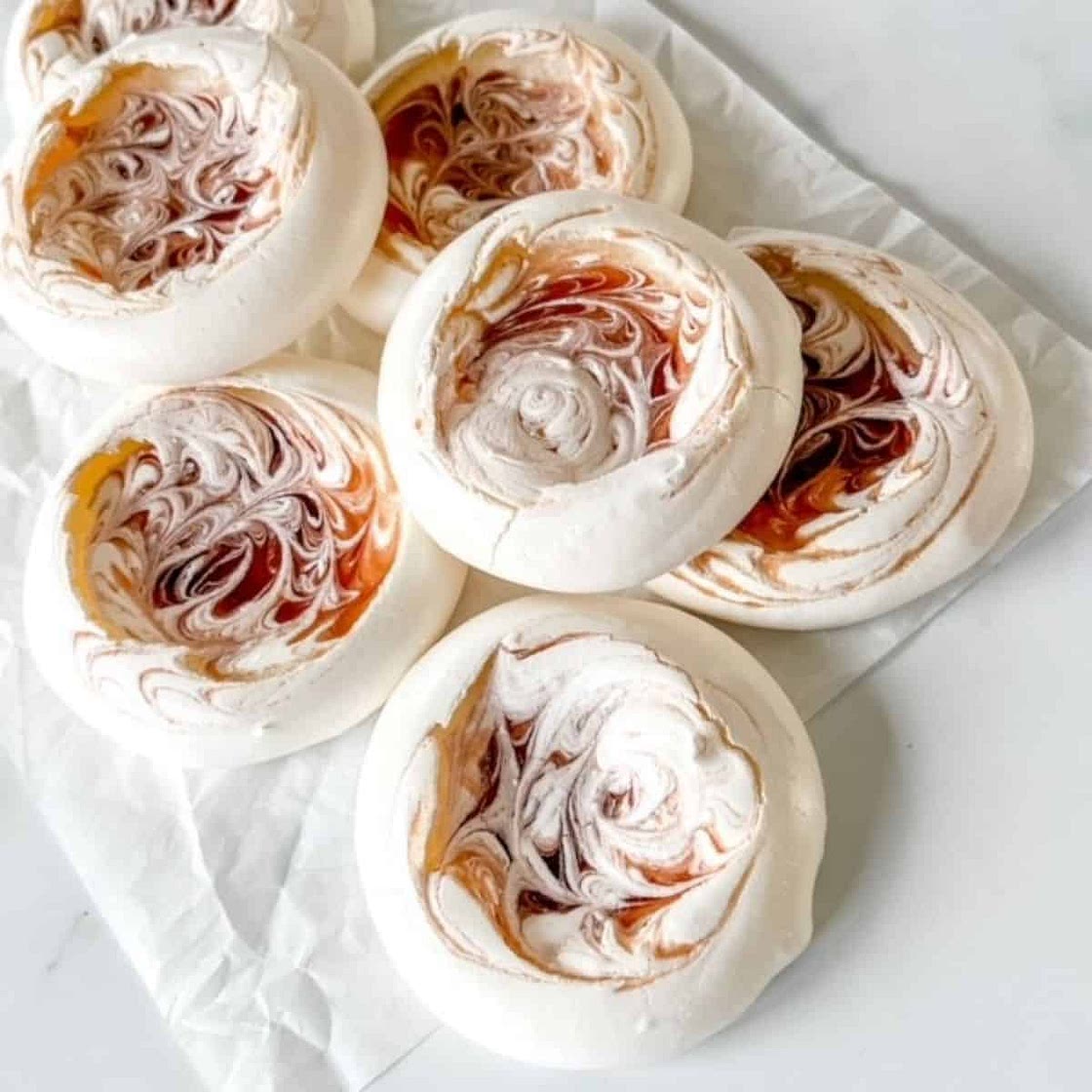 Chewy Strawberry Meringue Cookies