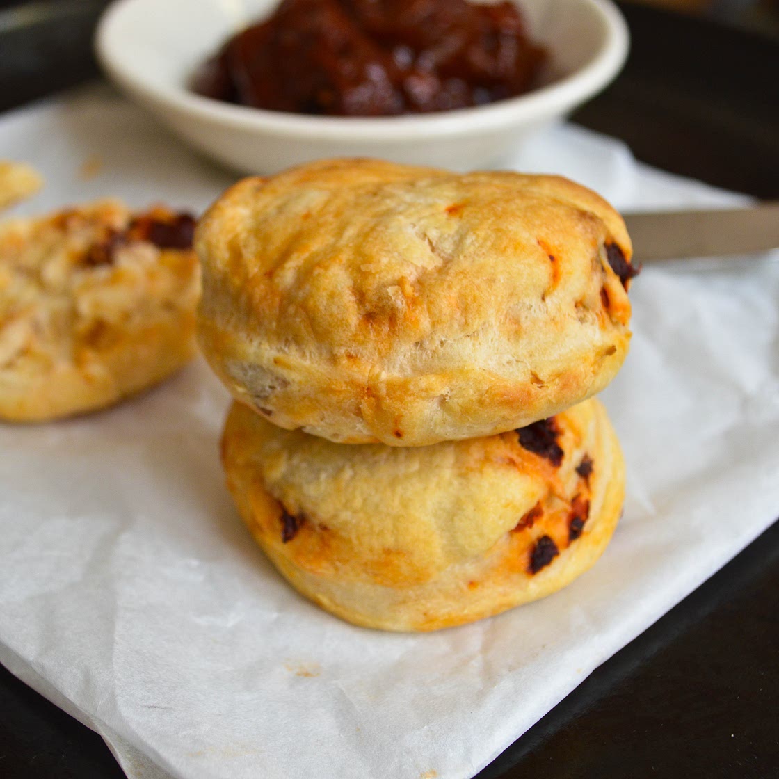 Chipotle Cheddar Biscuits (Chipotle Scones)