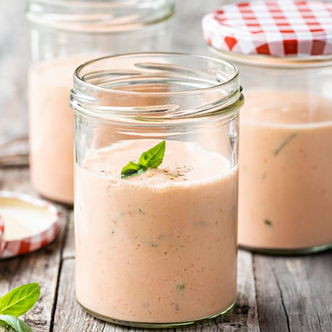 Kalte Tomaten-Joghurt-Suppe (Low Carb)