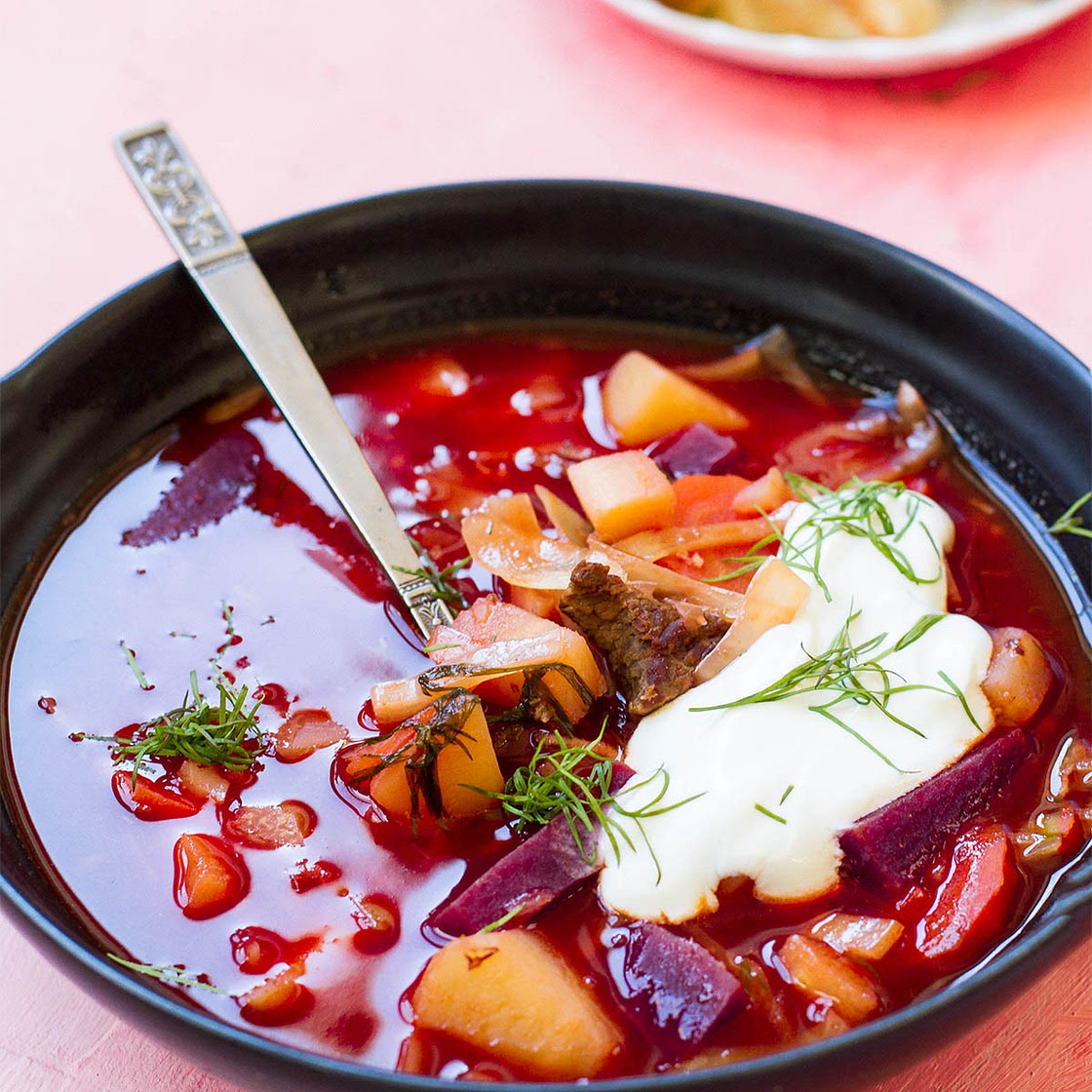 Easy Ukrainian Borscht Soup Recipe (Beet Soup)