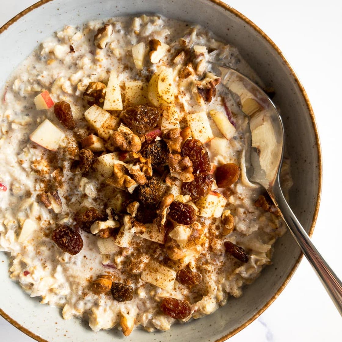 Apple Cinnamon Overnight Oats
