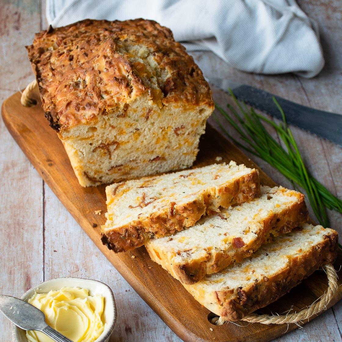 Bacon, Cheddar and Chive Buttermilk Biscuit Bread