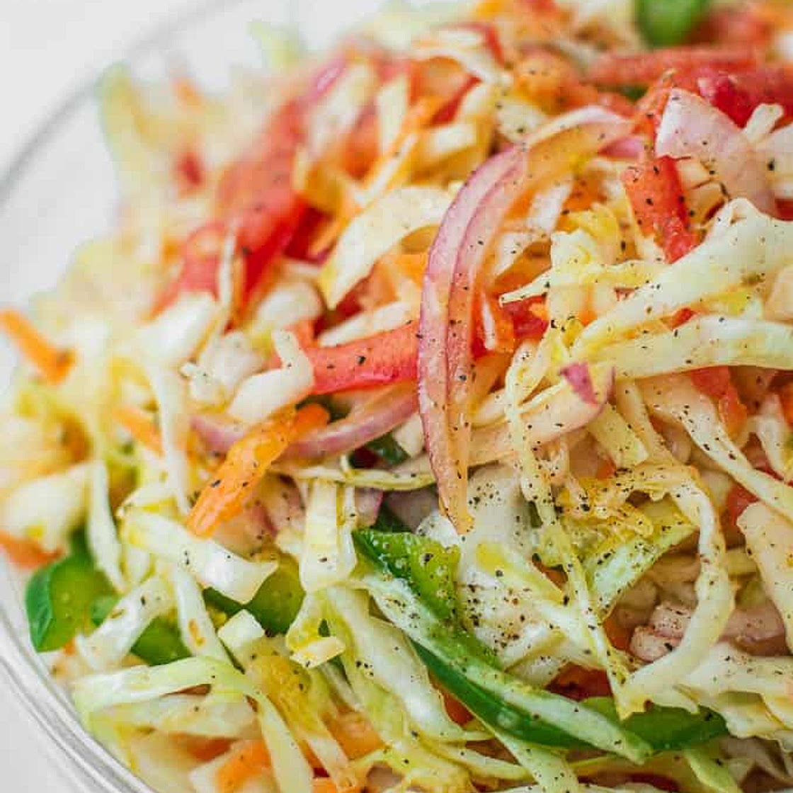 Greek Cabbage Salad - Lahanosalata (vinegar coleslaw)