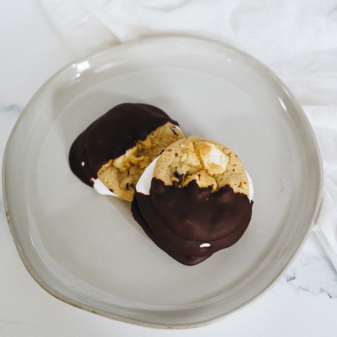 MILK BAR CORNFLAKE CHOCOLATE CHIP MARSHMALLOW WHOOPIE PIES