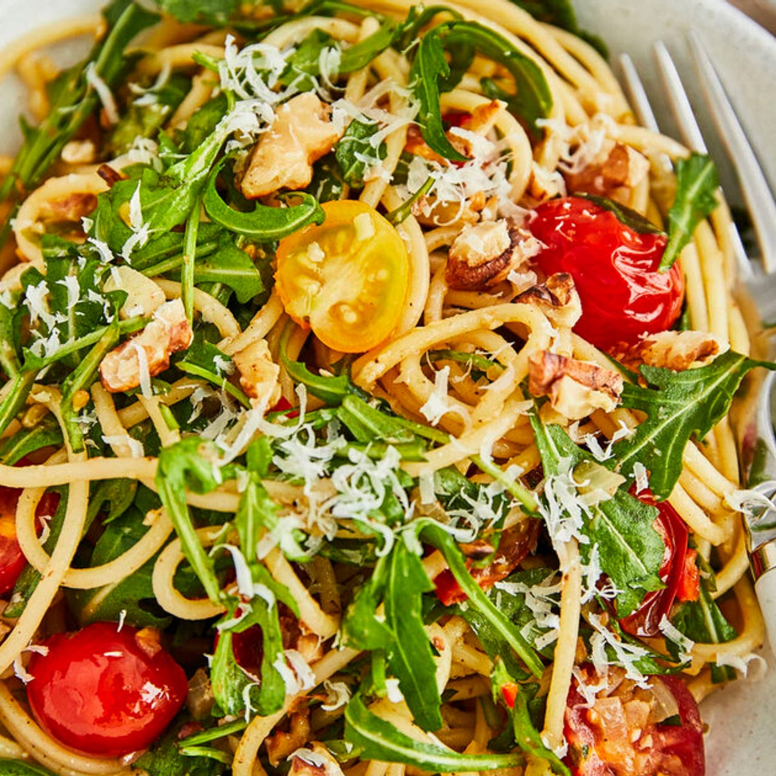Rucola-Pasta – Spaghetti mit Rucola, Tomaten und Parmesan