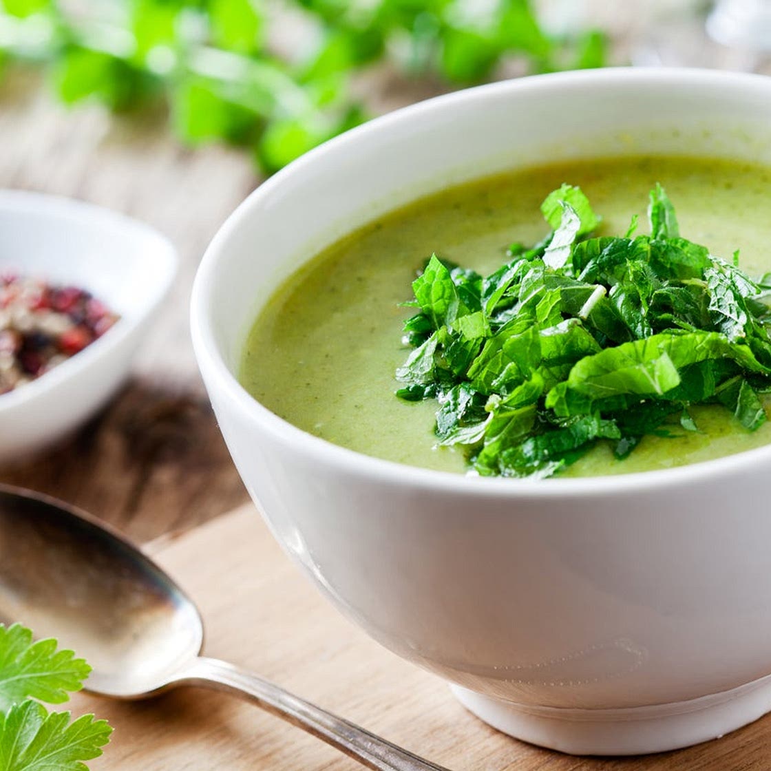 Delicioso gazpacho de nopal con aguacate y melón, ¡para bajar de peso!