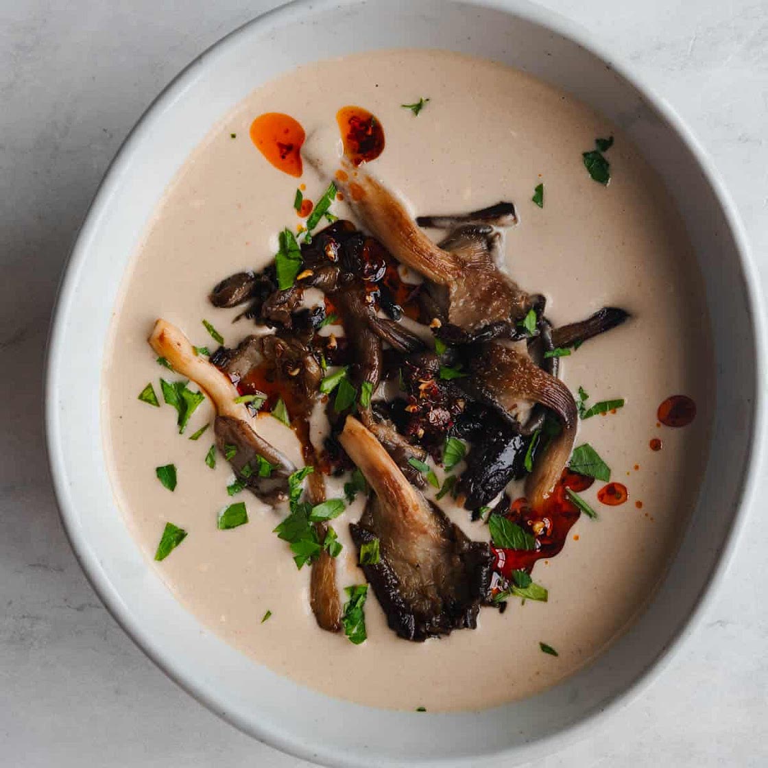 Easy Creamy Mushroom Soup (Vegan)