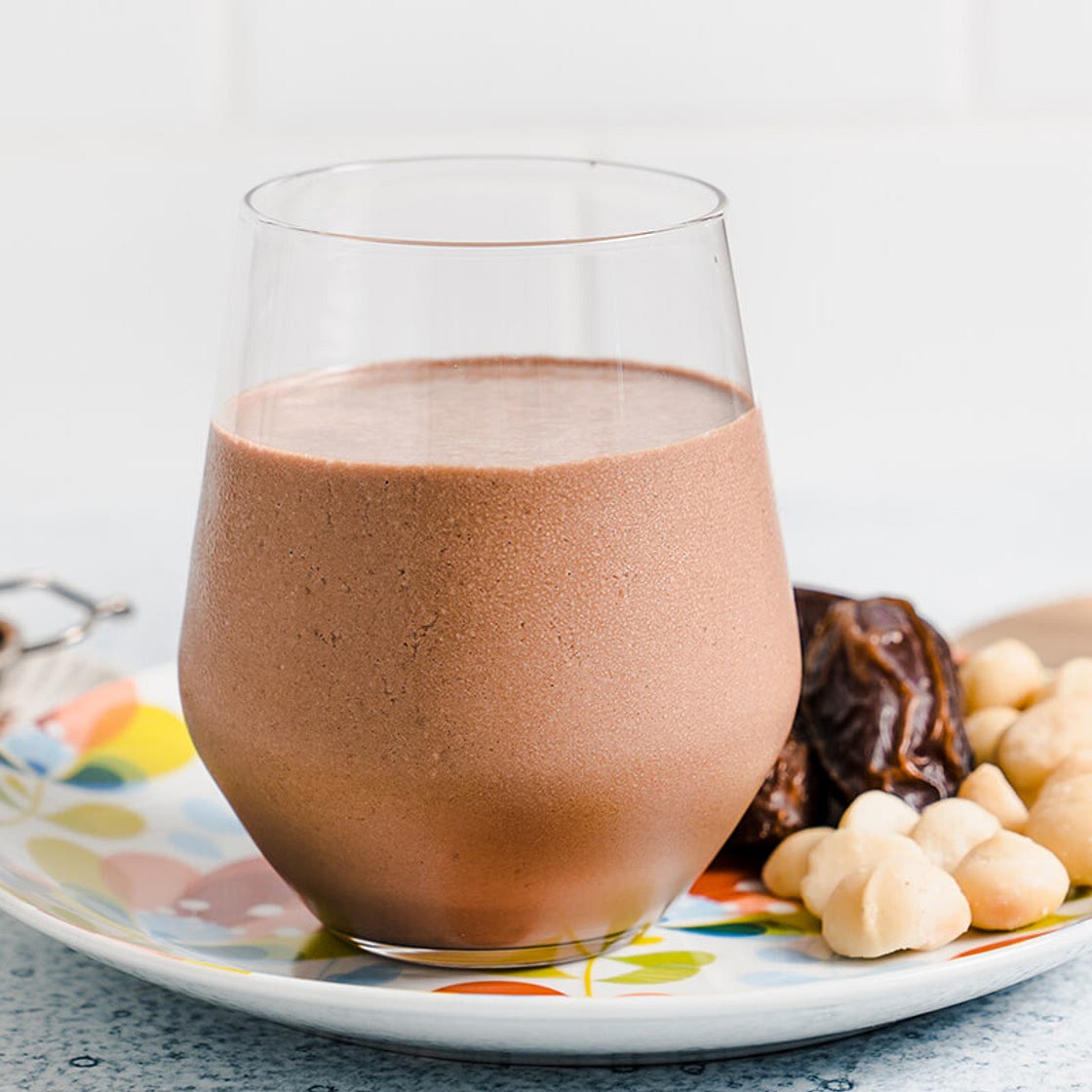 Chocolate caramel smoothie