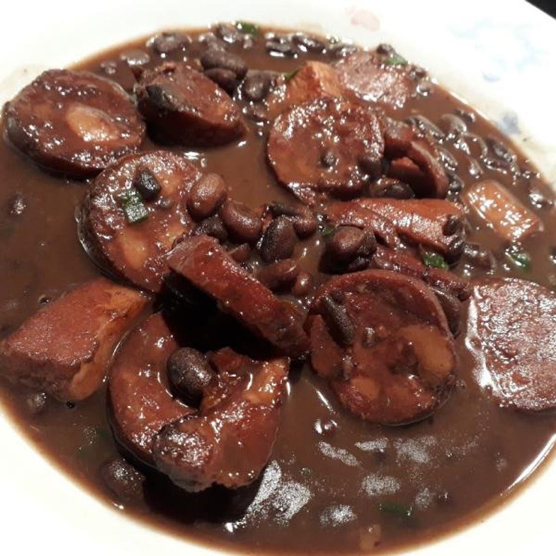 Receita de Feijoada simples e barata