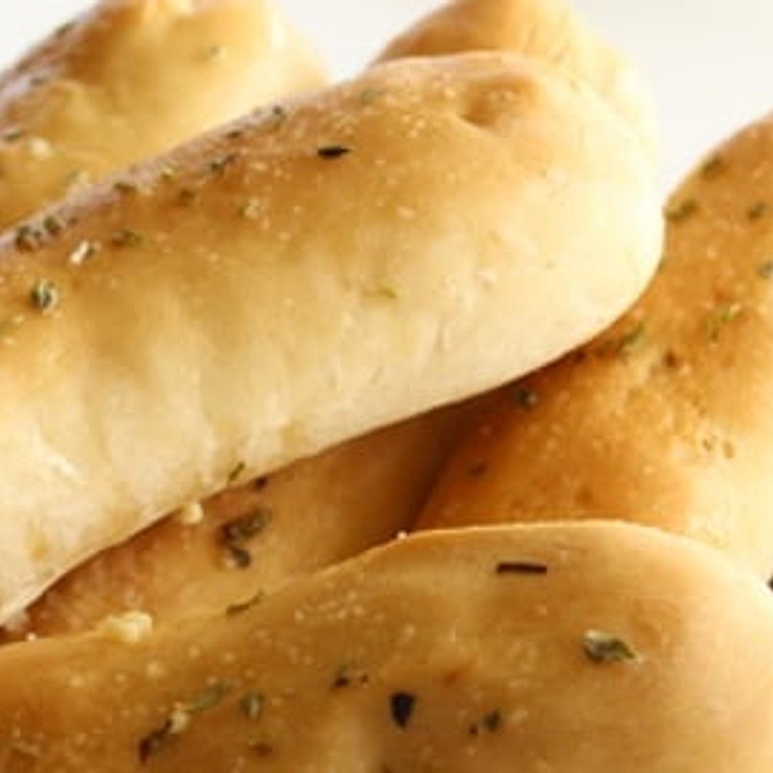 Copycat Olive Garden Breadstick Recipe
