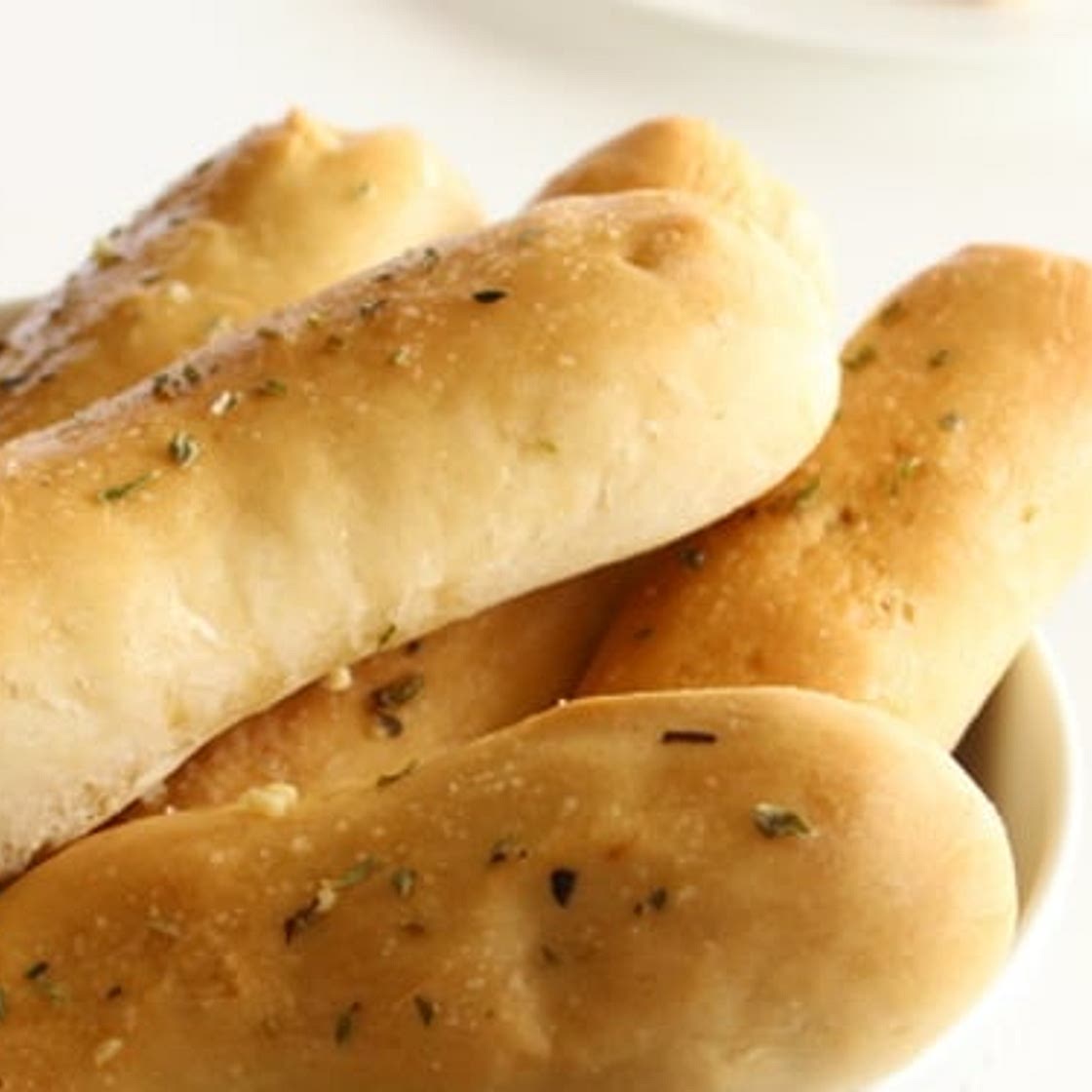 Copycat Olive Garden Breadstick Recipe