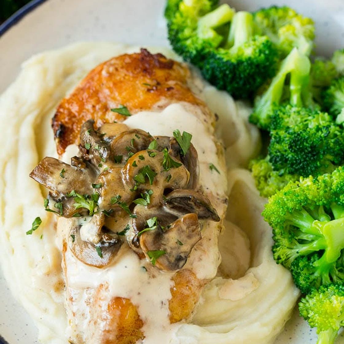 Instant Pot Chicken with Mushroom Sauce