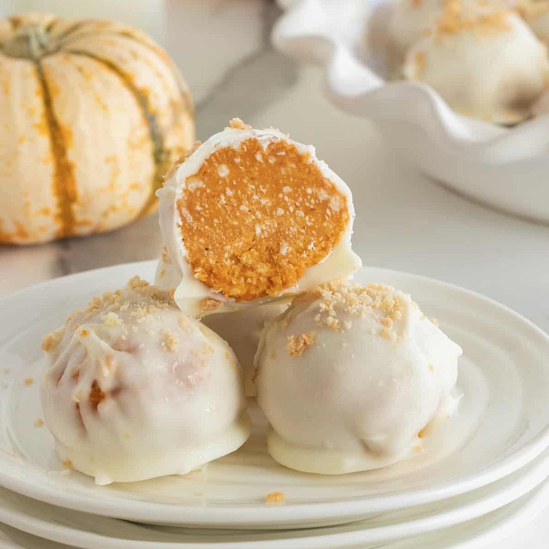 No-Bake Pumpkin Pie Balls