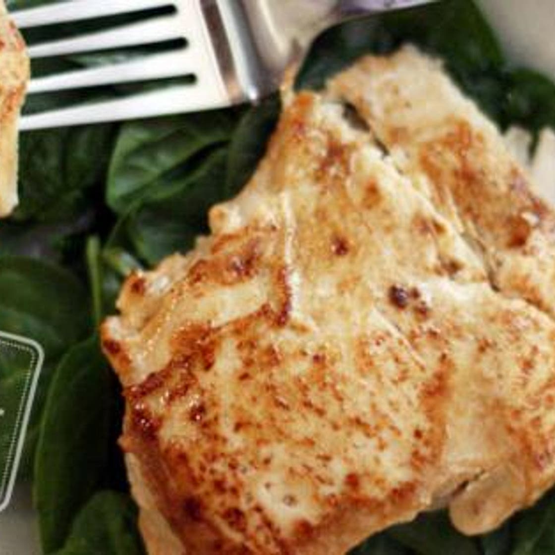 Paleo Ginger Chicken Breasts with Green Spinach - Lunch Version