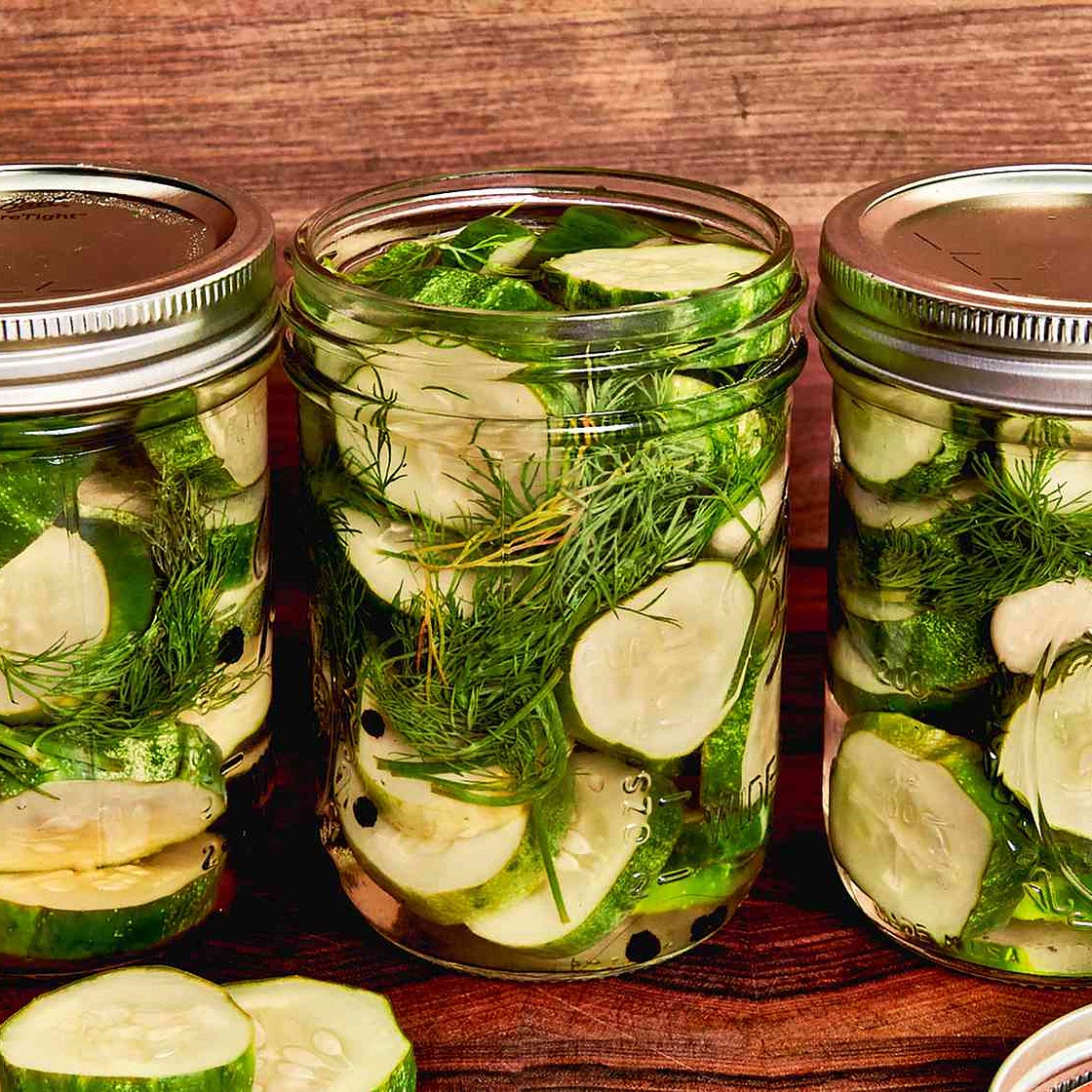 Crunchy Quick Refrigerator Dill Pickles