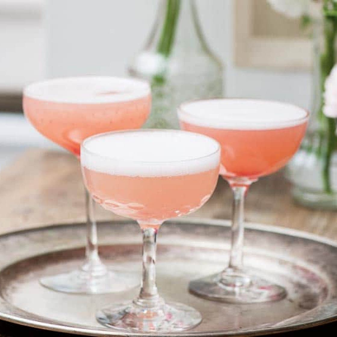 Low FODMAP Sparkling Rhubarb Cocktail