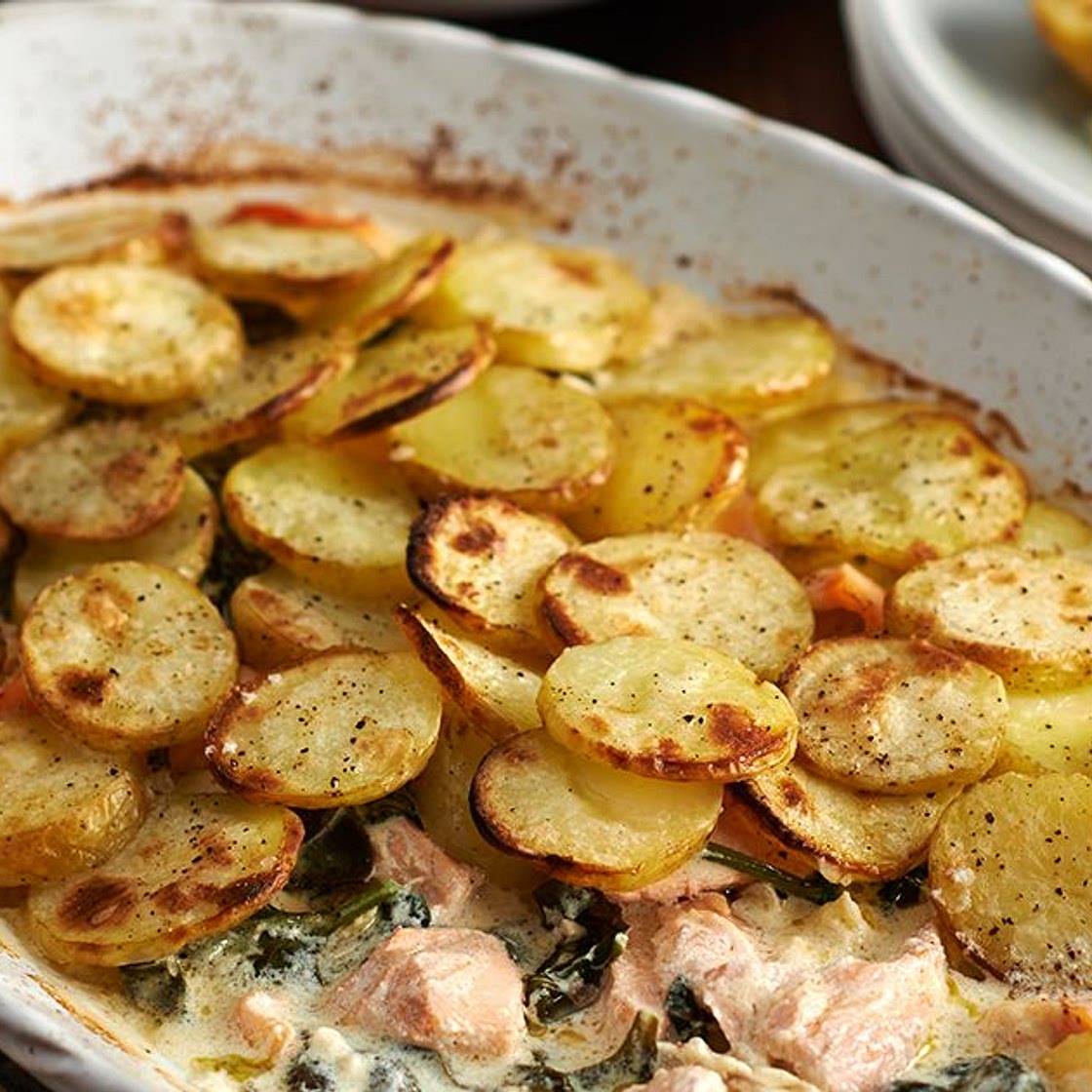 Salmon, spinach and crème fraîche bake