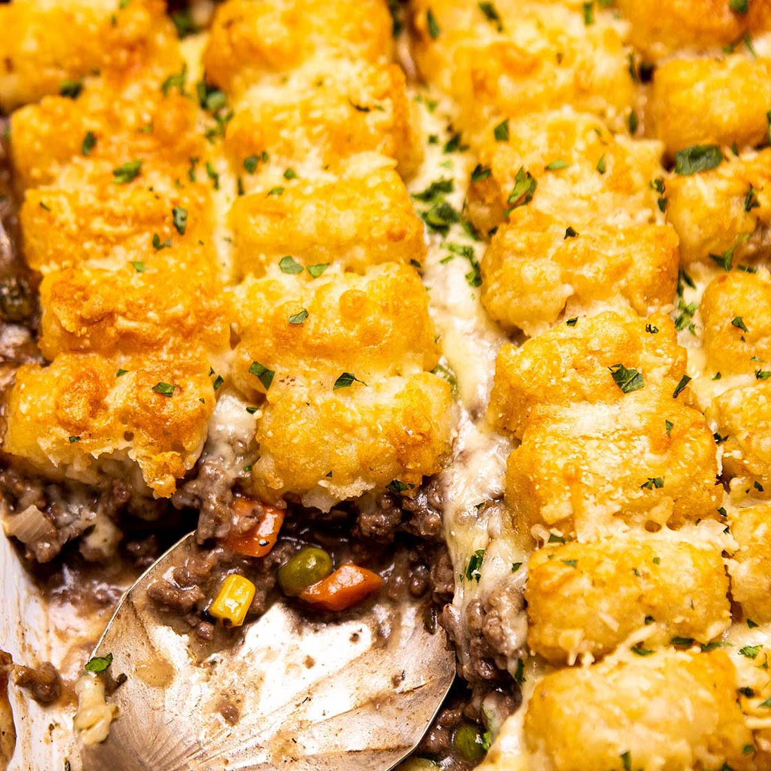 Tater Tot Casserole (Tater Tot Hotdish)