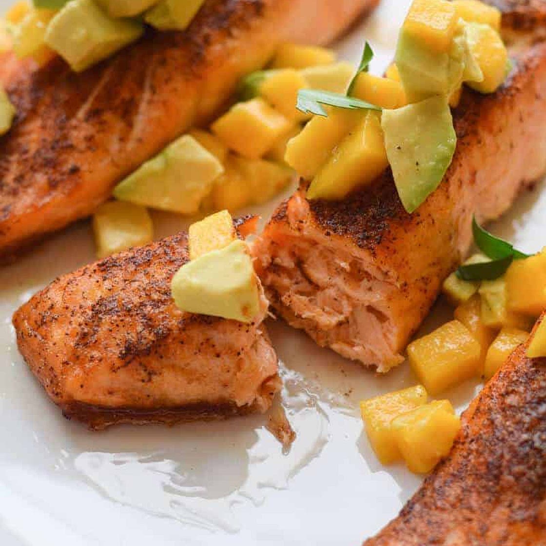 Skinny Chili Salmon with Avocado and Mango