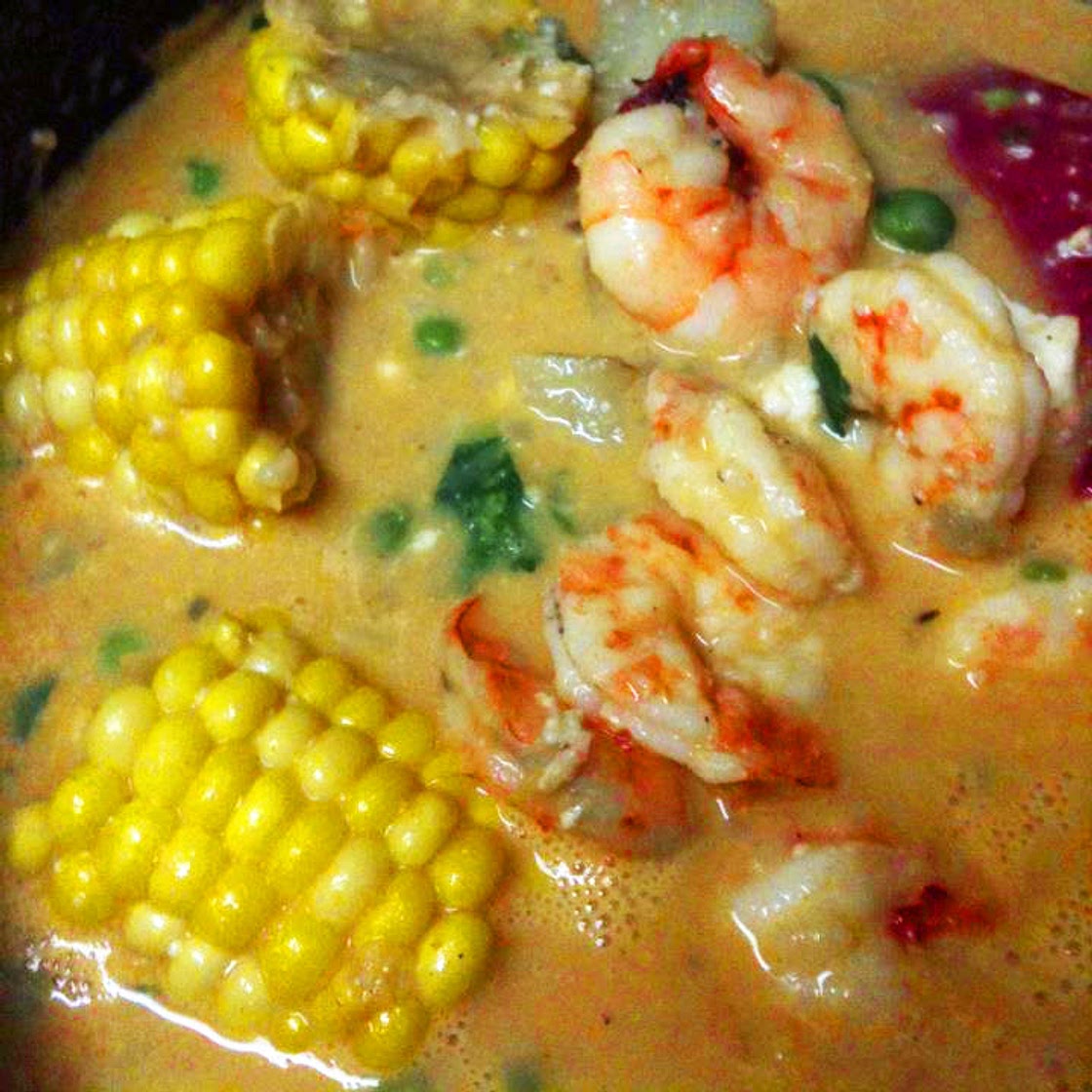 Chupe de Camarones (Peruvian Shrimp Chowder)