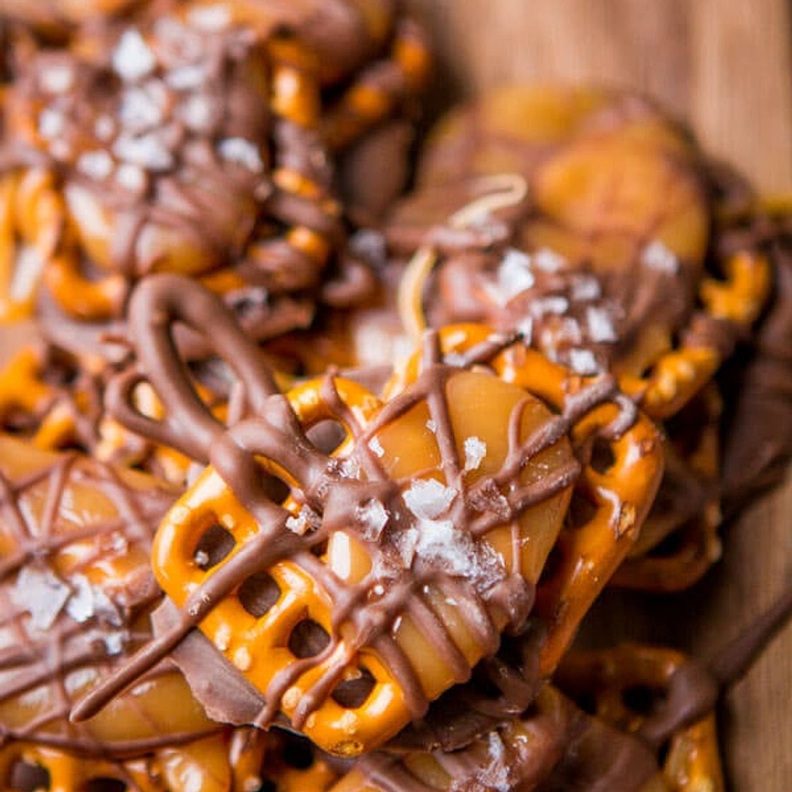 Salted Caramel Pretzel Snaps