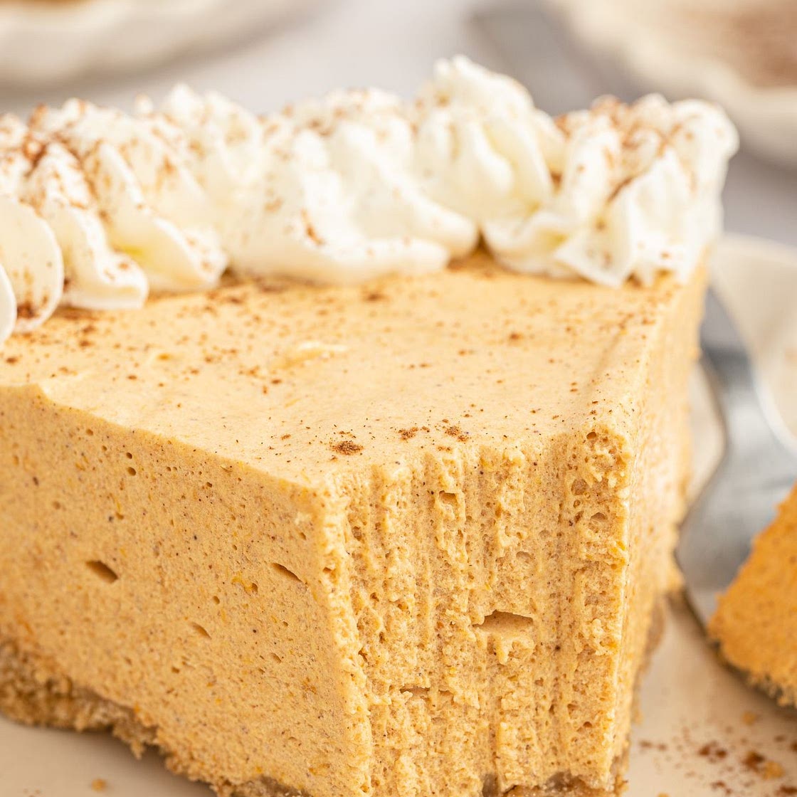 No Bake Marshmallow Pumpkin Pie