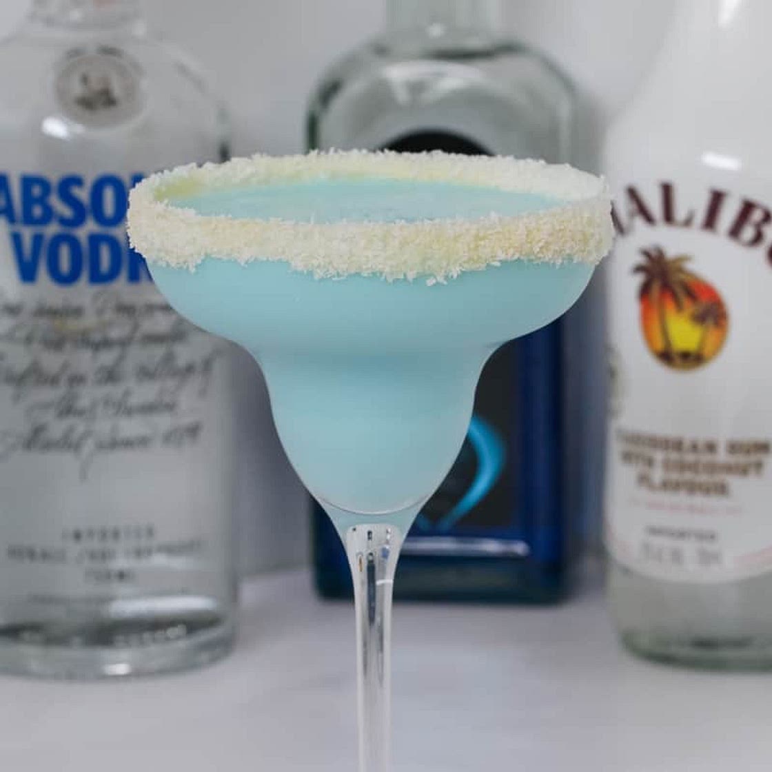 Blue Coconut Rum Cocktail | Malibu, Vodka & Blue Curacao