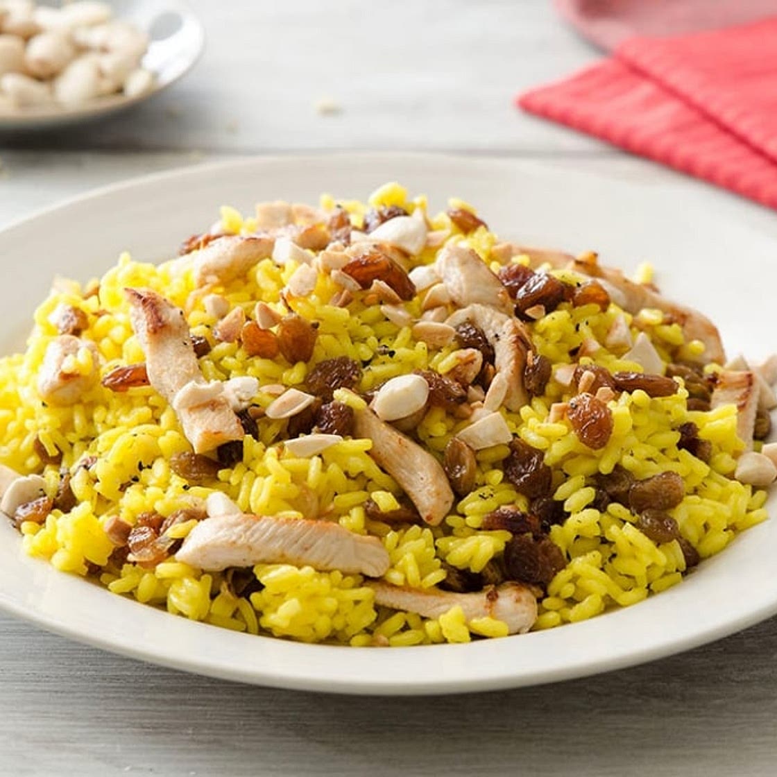 Insalata di riso e pollo con zenzero e zafferano