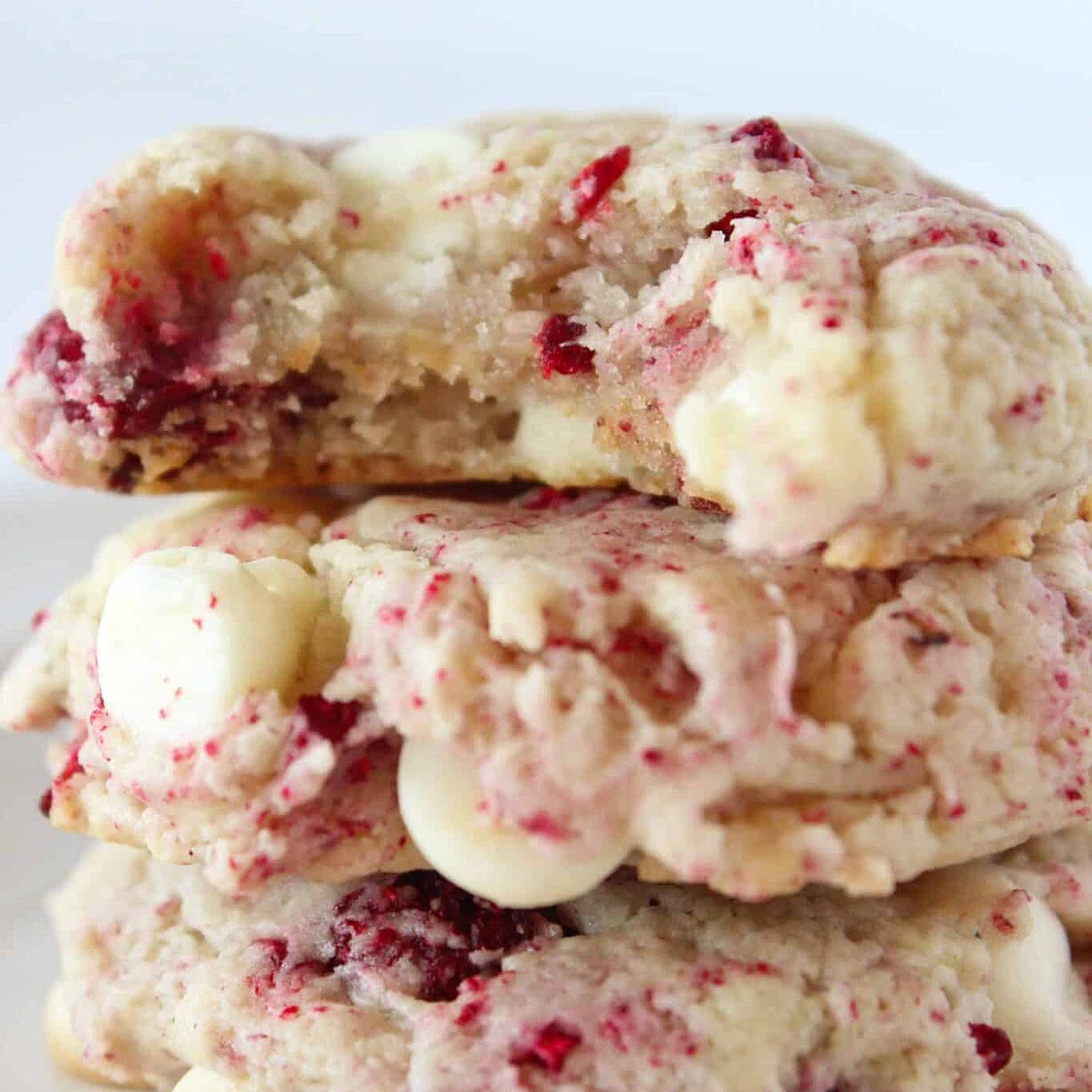 Copycat Raspberry Cheesecake Cookies