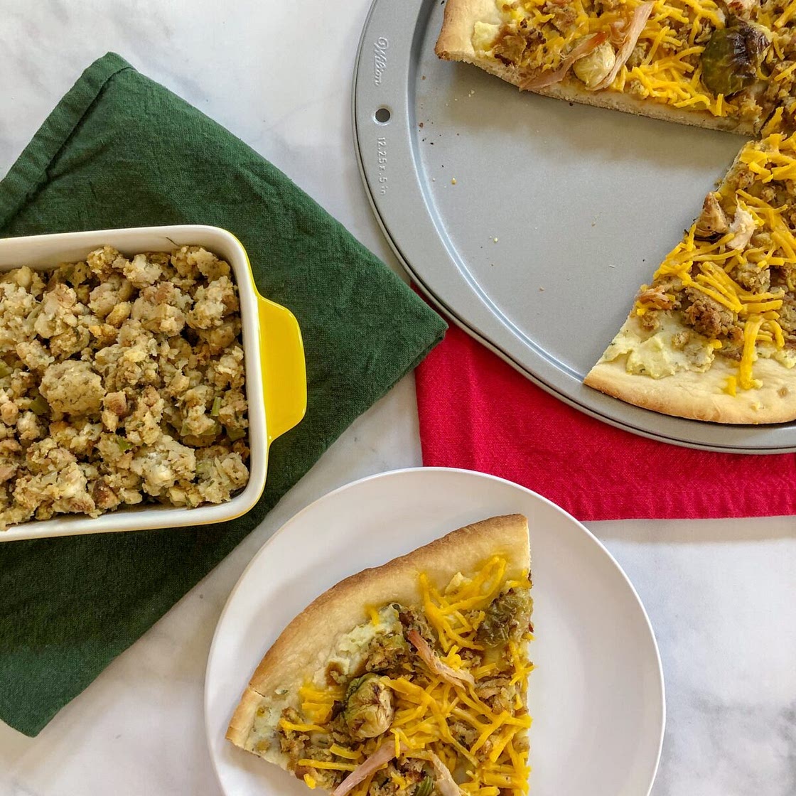 Thanksgiving Leftovers Pizza