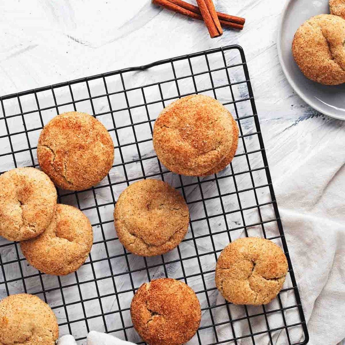 Vegan Snickerdoodle Cookies