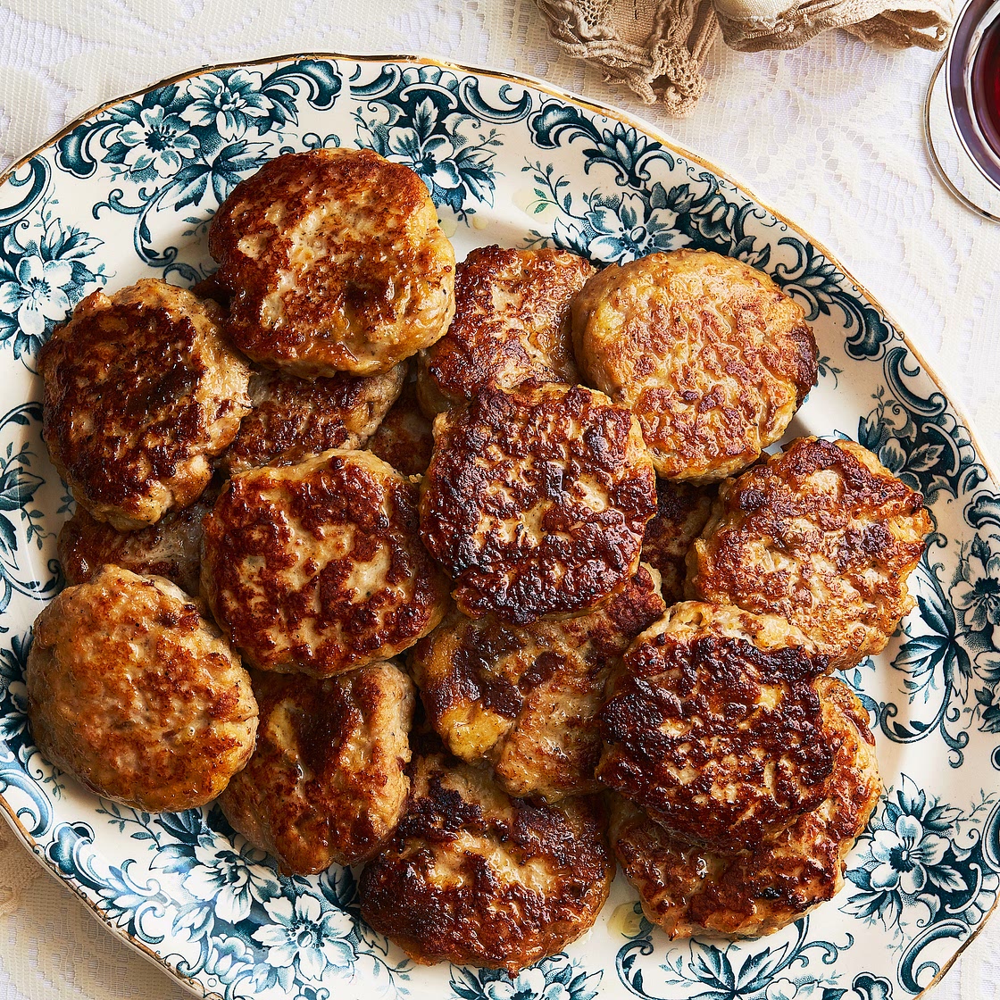 Fasírt (Chicken Patties with Challah)