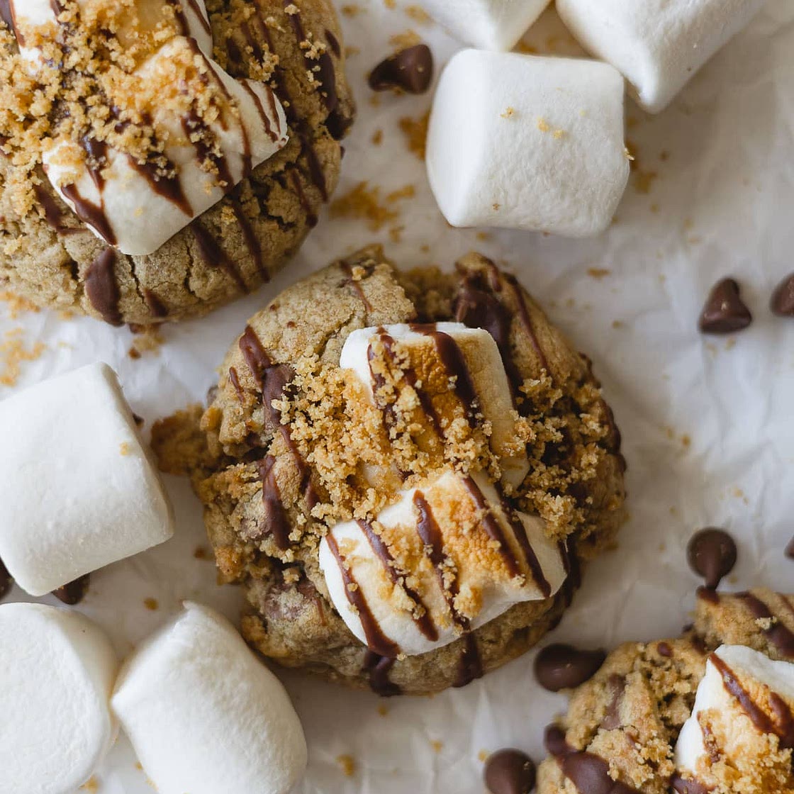 Crumbl S'mores Cookies
