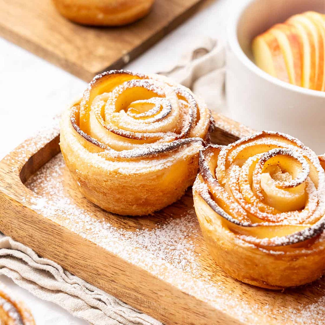 Apple Roses with Puff Pastry