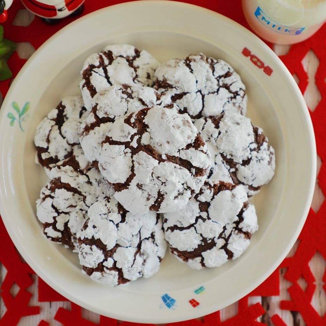 Chocolate Crinkle Cookies Recipe