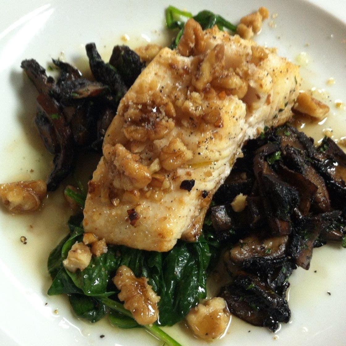 Flétan vinaigrette aux noix caramélisés et érable