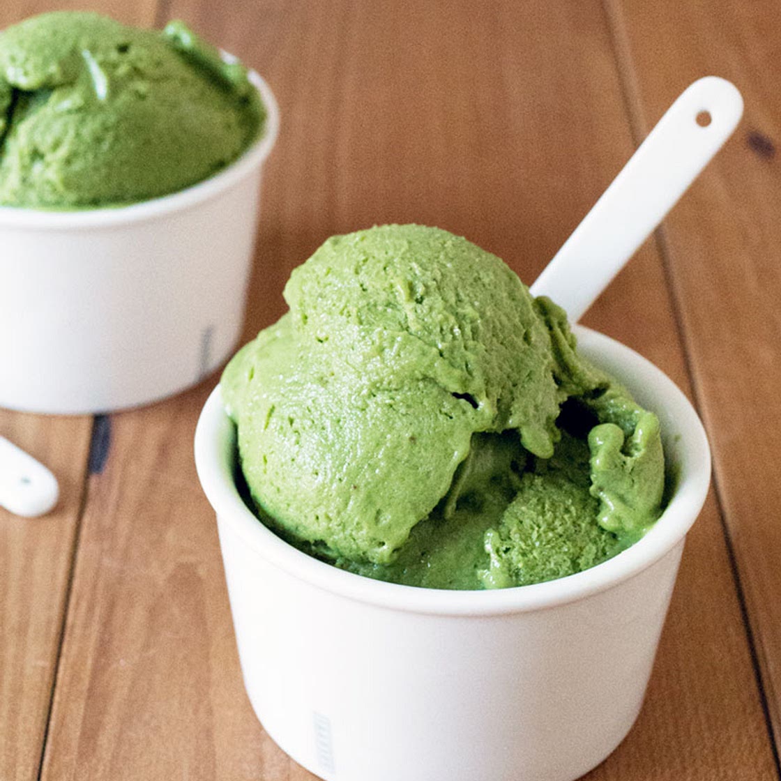 Matcha (Green Tea) Banana "Ice Cream"