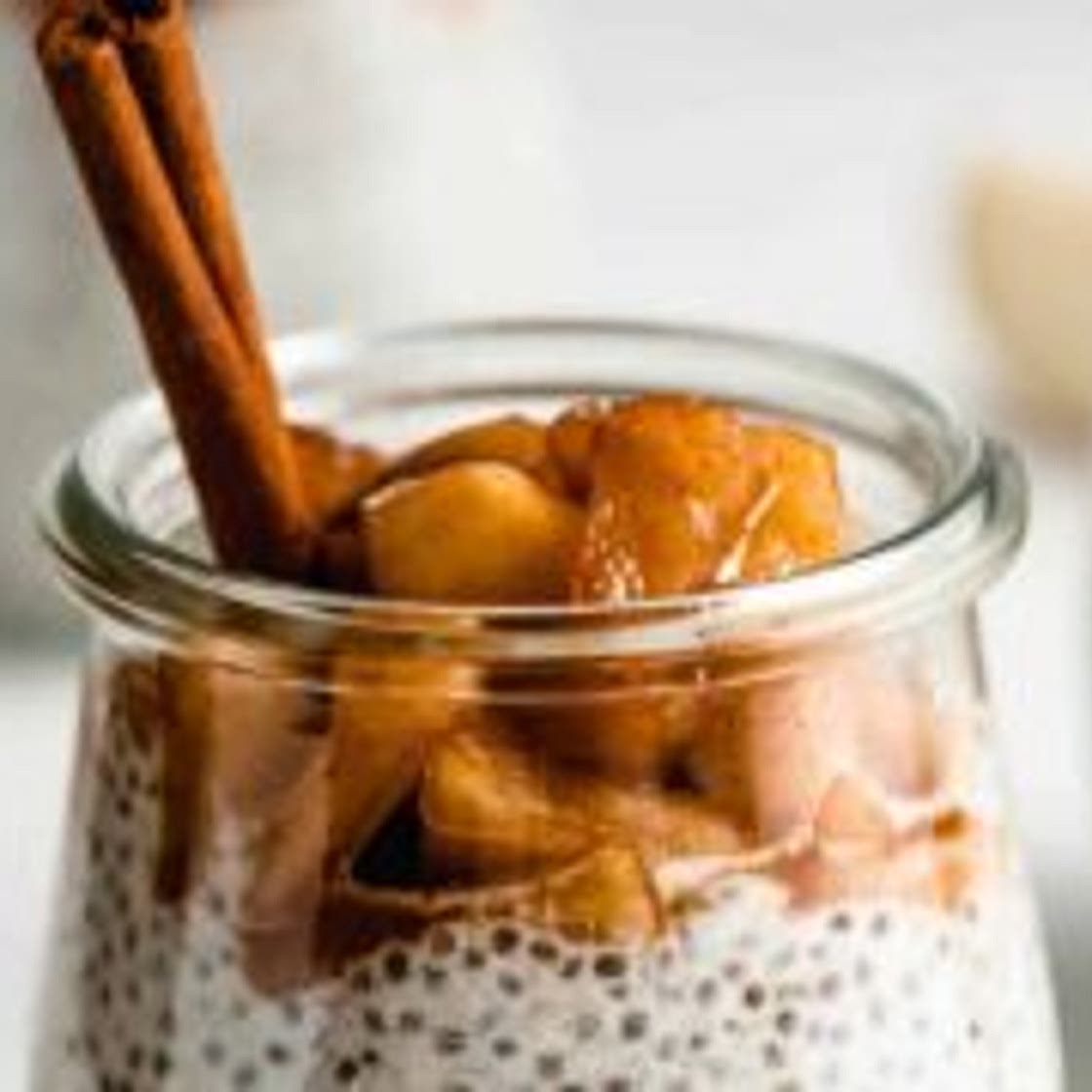 Cinnamon Apple Pie Chia Pudding