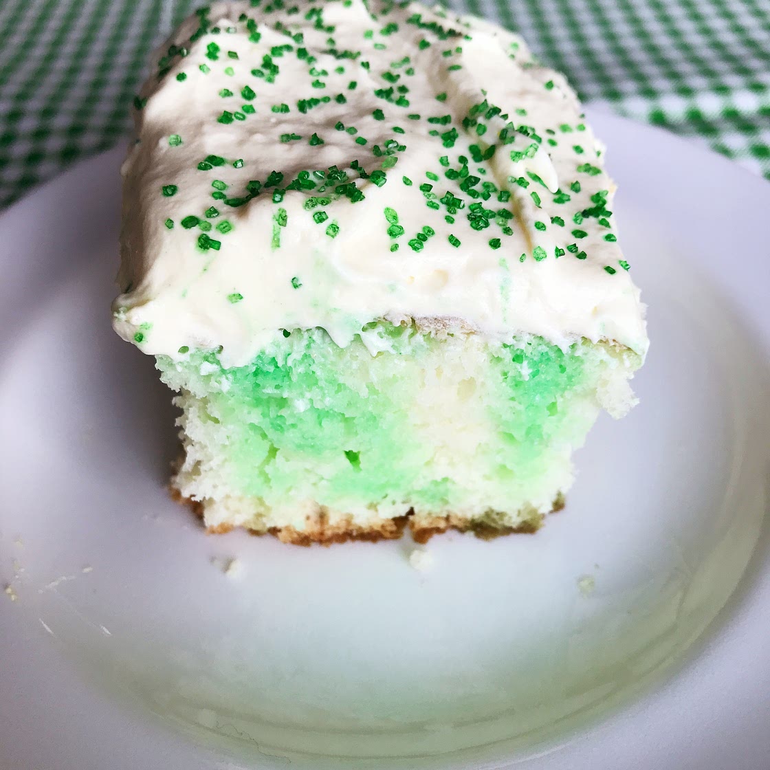 St. Patrick's (Jell-O Poke) Cake!