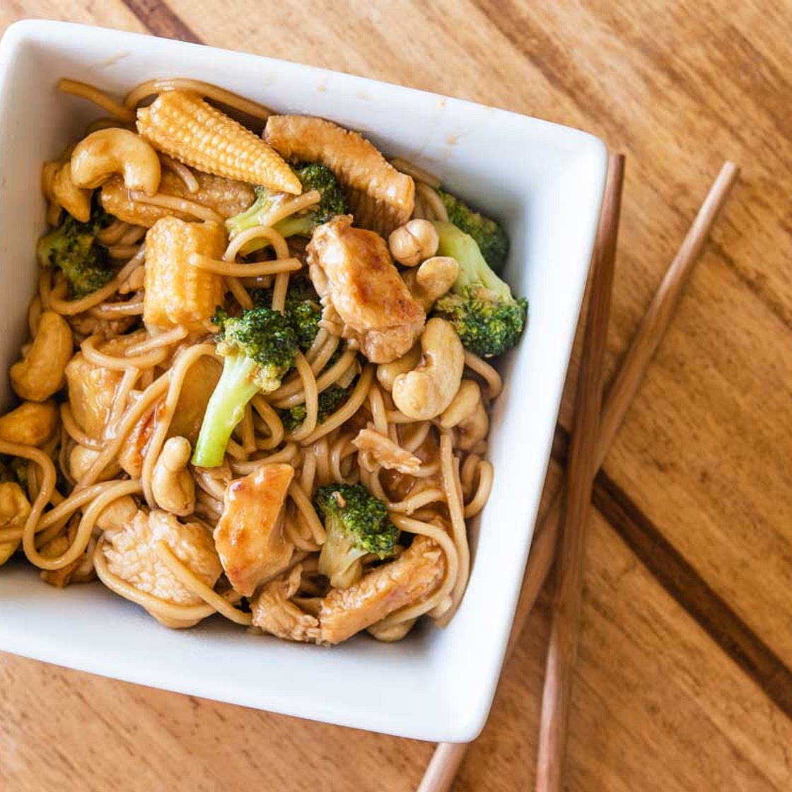 Quick & Easy Chicken Lo Mein Recipe