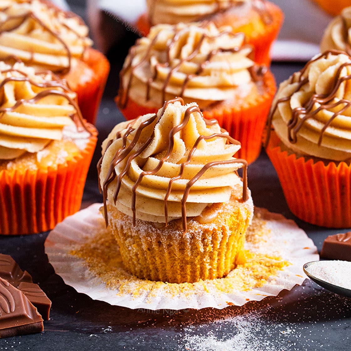 Pumpkin Churro Cupcakes
