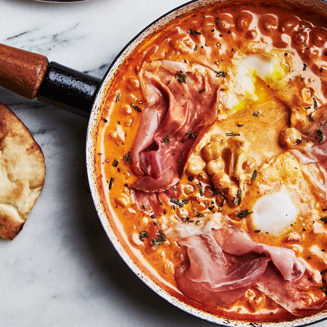 One-Skillet Creamy Chickpeas and Prosciutto